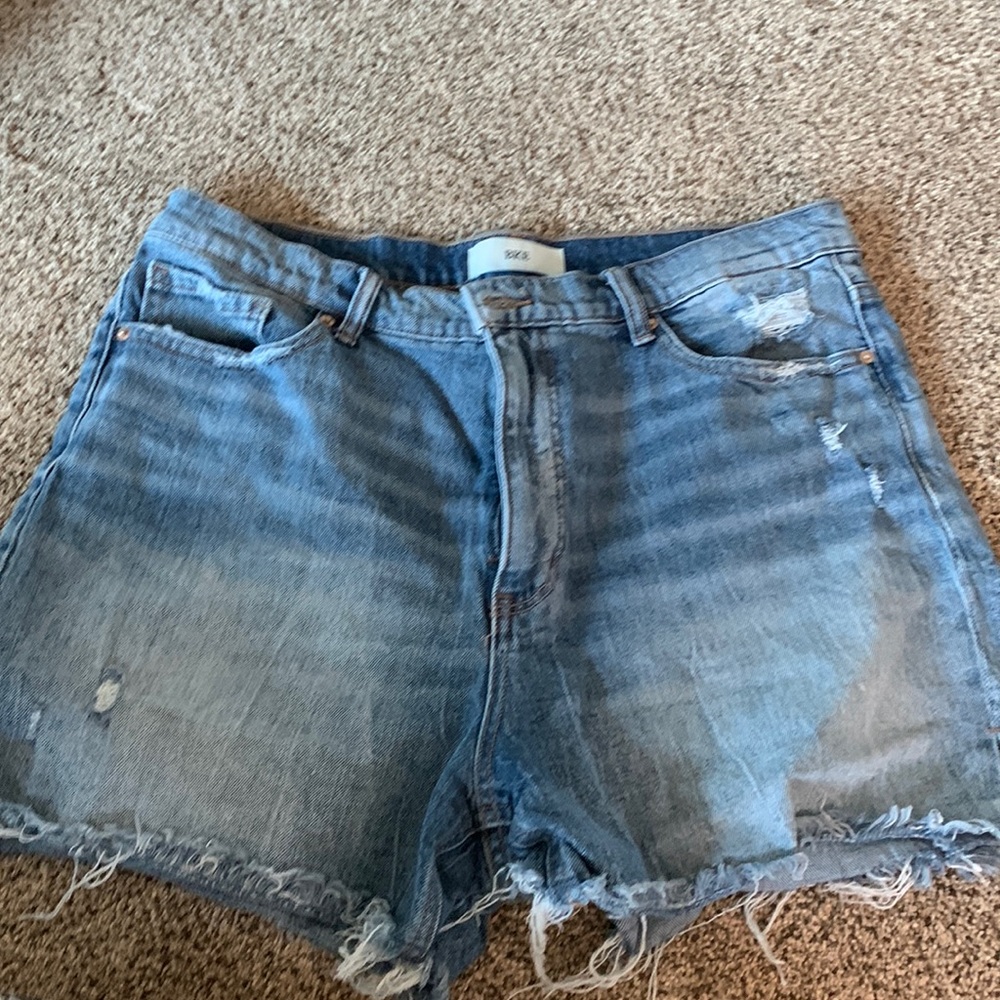 BKE women Jean shorts. Size 30.